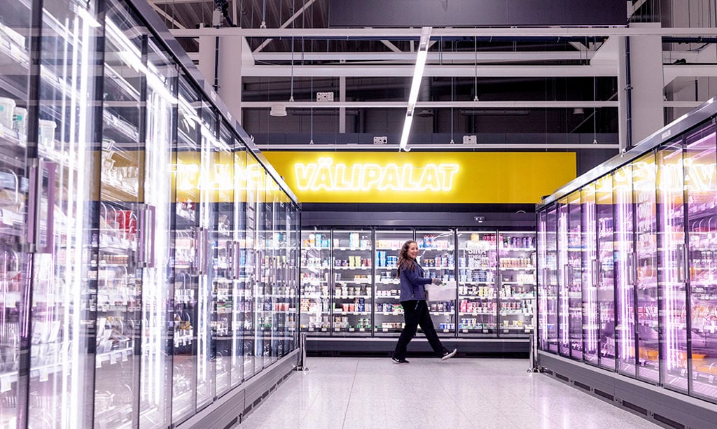 Uusi S-market Oulunsalossa tuottaa kylmästä lämpöä kaukolämpöverkkoon.